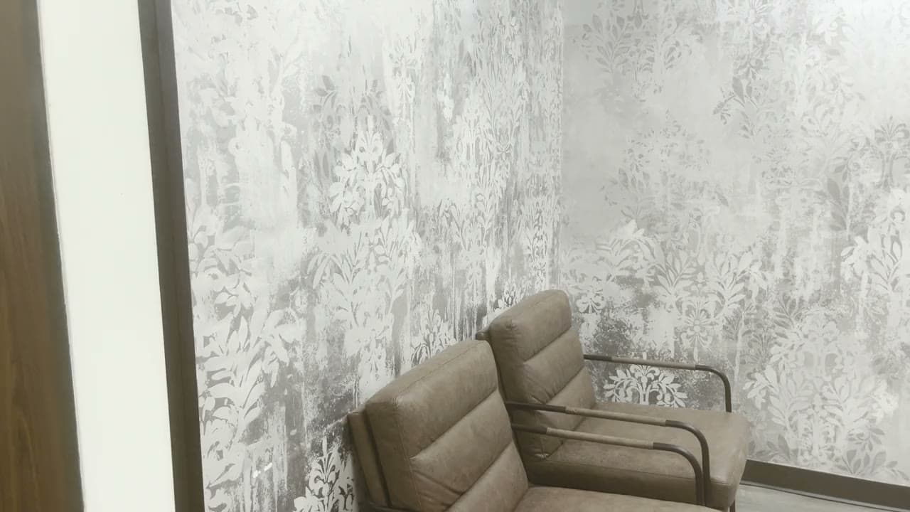 Two armchairs in a quiet corner of the clinic